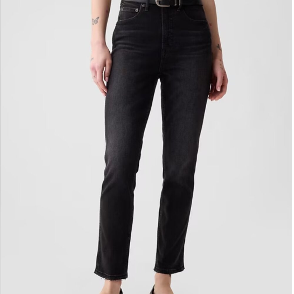 GAP High Rise Vintage Slim Jeans in Washed Black - Size 26 Regular